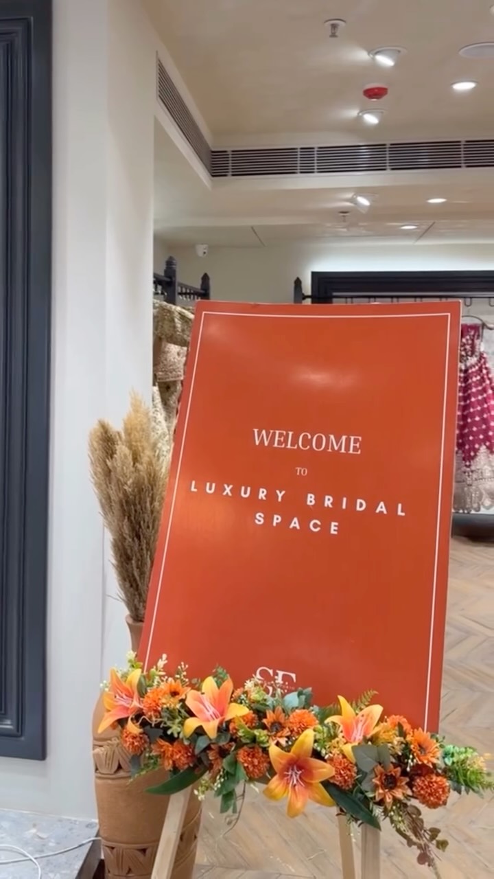 At Sindh Emporio, bridal beauty took centre stage an intimate experience bringing the artistry of @makeover_by_rashi to the bridal floor. From personalised brid